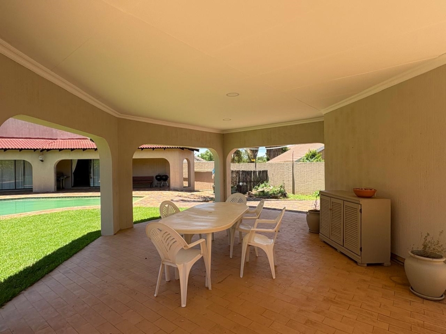 4 Bedroom Property for Sale in Riebeeckstad Free State